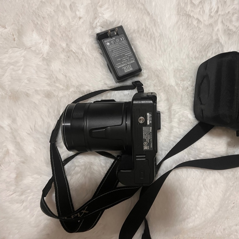 COOLPIX P 900 Camera